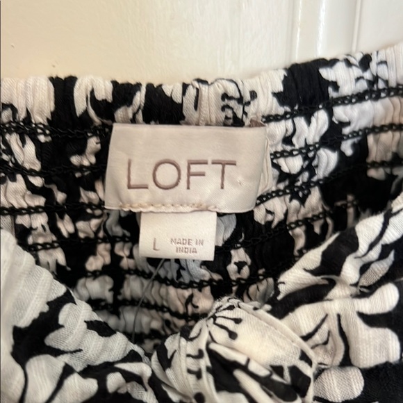 LOFT Black Floral Blouse with Ruffled Sleeves and Square Neckline - Picture 2 of 6